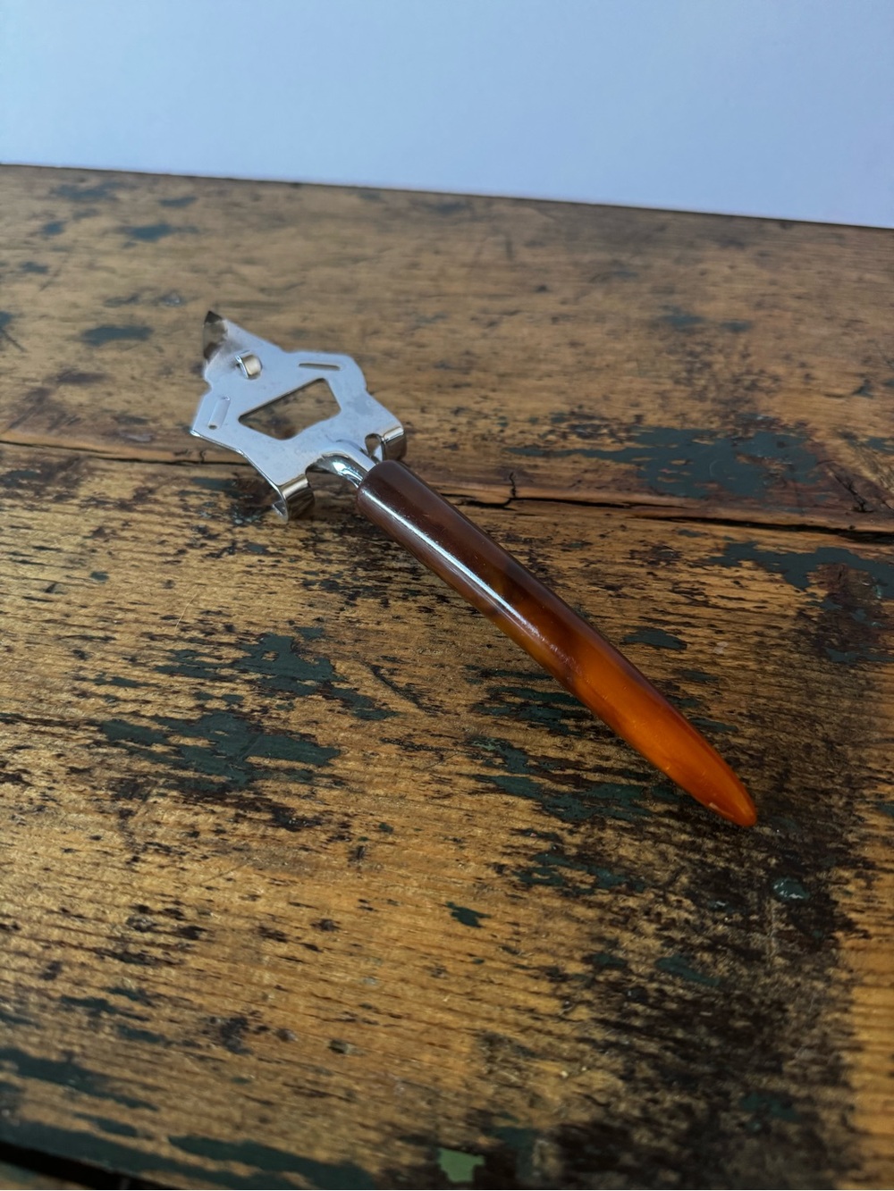 Vintage-Inspired Bakelite and Silver Can Opener